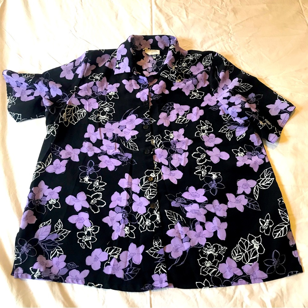 Tradition Plus Short Sleeve Button Down Casual Shirt Black Purple Flower Print